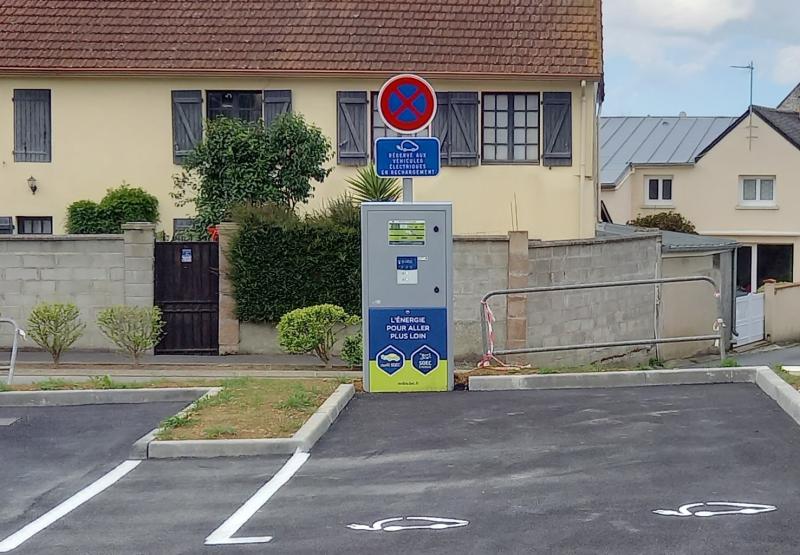 [MOBILITÉ] MOULINS-EN-BESSIN : inauguration d'une nouvelle borne de recharge pour véhicules électriques le 26 mai 2025