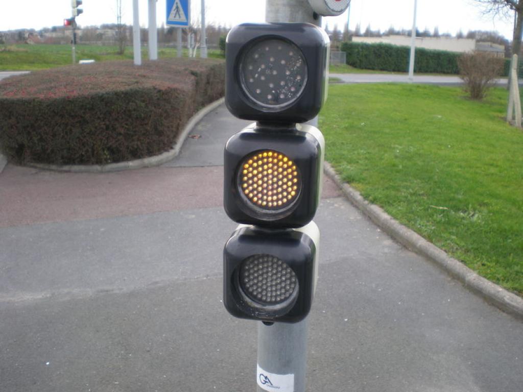 Travaux signalisation lumineuse feux tricolores