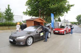 Retour des équipages au Village de l'électromobilité