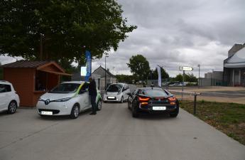 Retour des équipages au Village de l'électromobilité